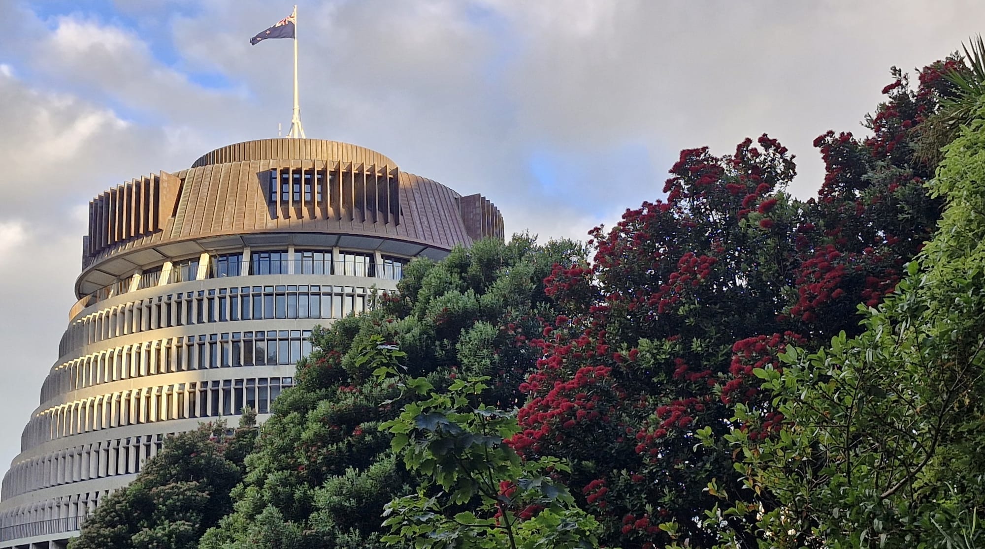 Govt gives court greater leeway in ANZ, ASB class suit