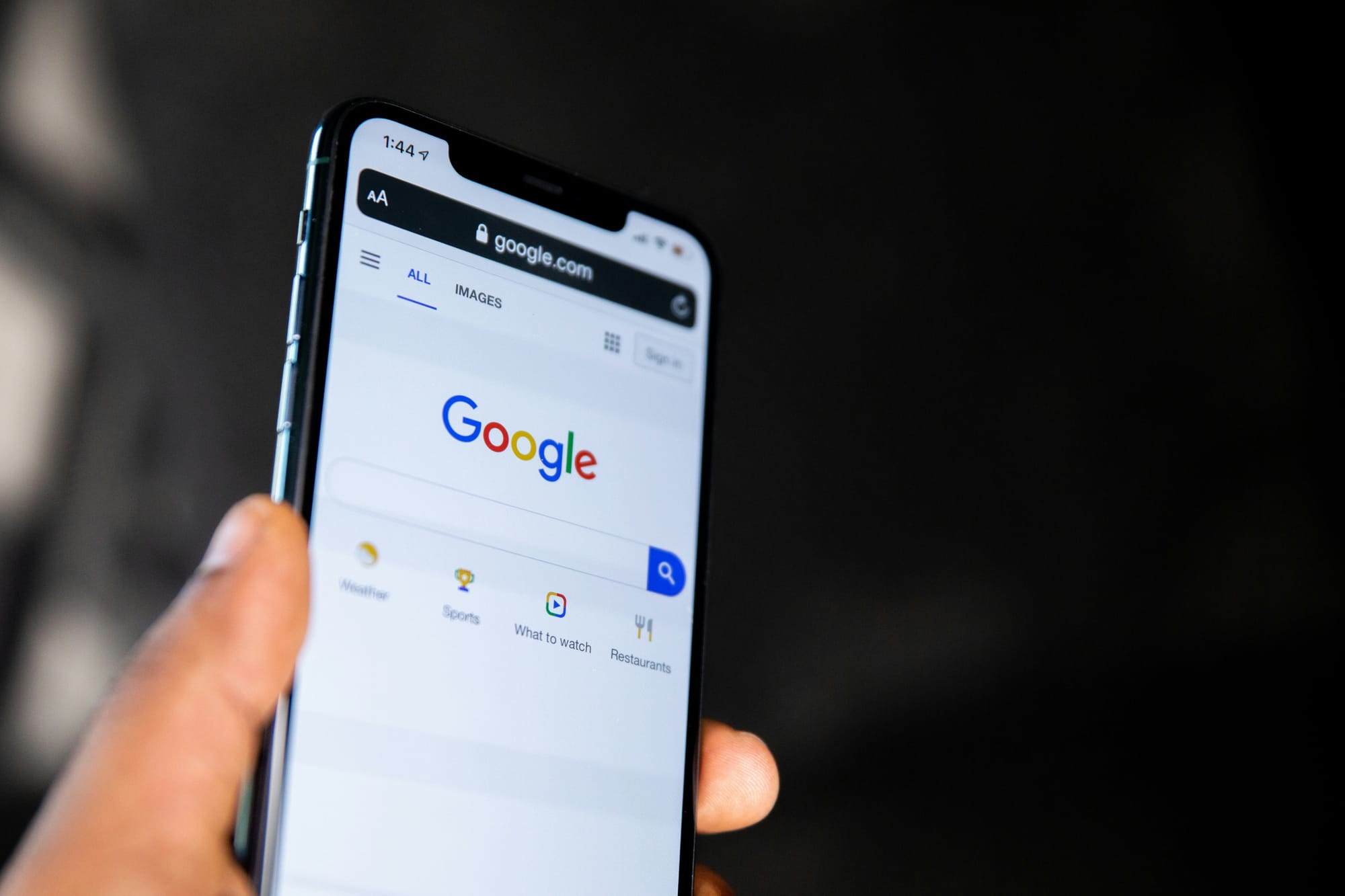 Alphabet paces gains among Mag7; Tesla sinks