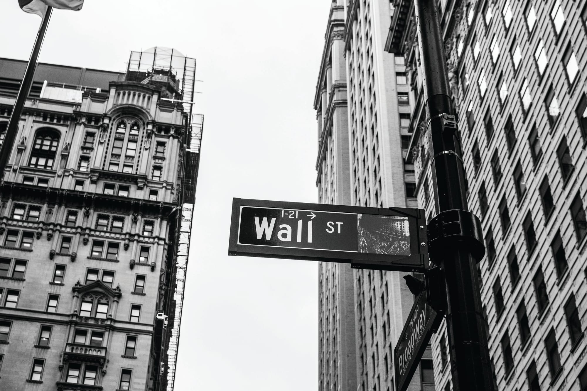 Oracle surge drives Wall St higher; Boeing sinks