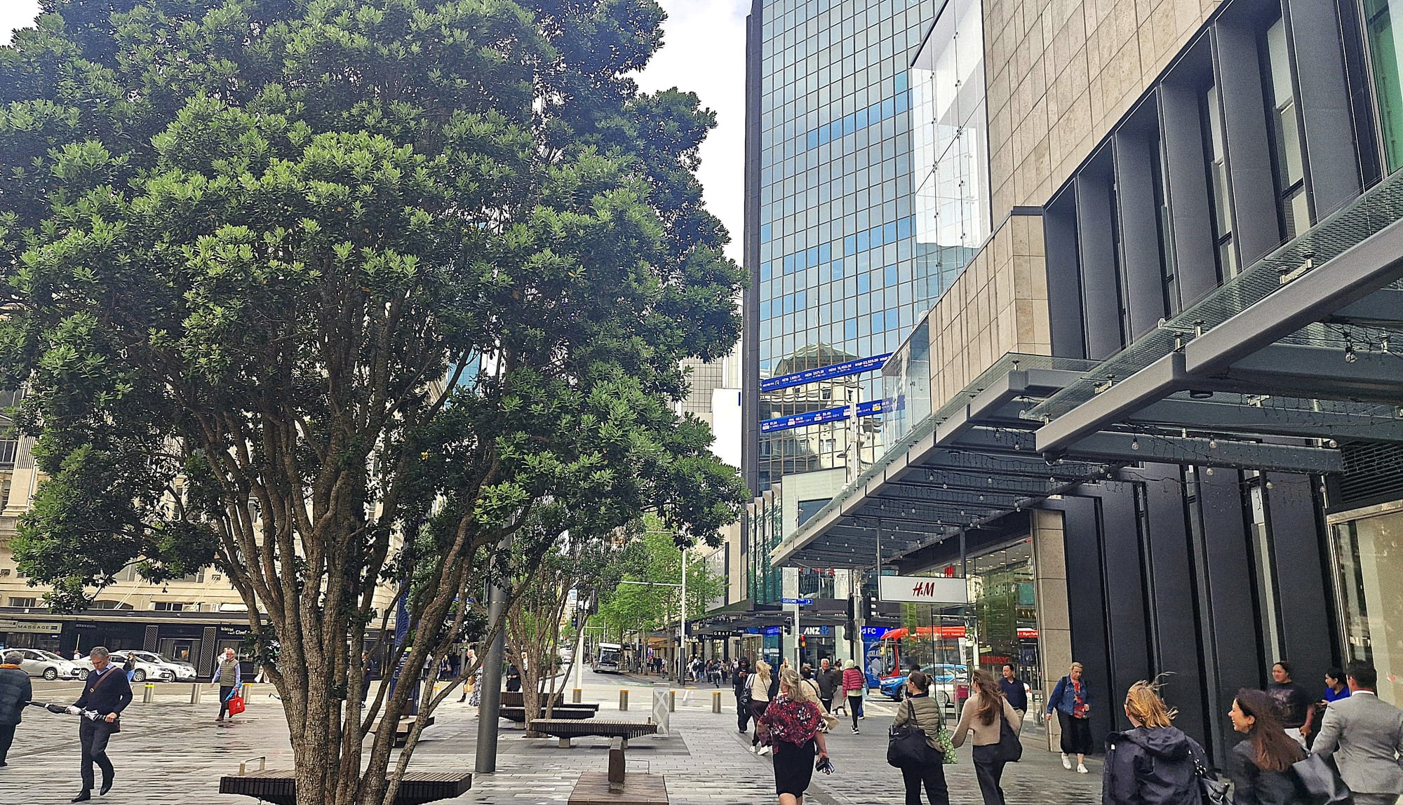 NZX50 nudges higher in mixed day across Asia as Trump meets Takaichi