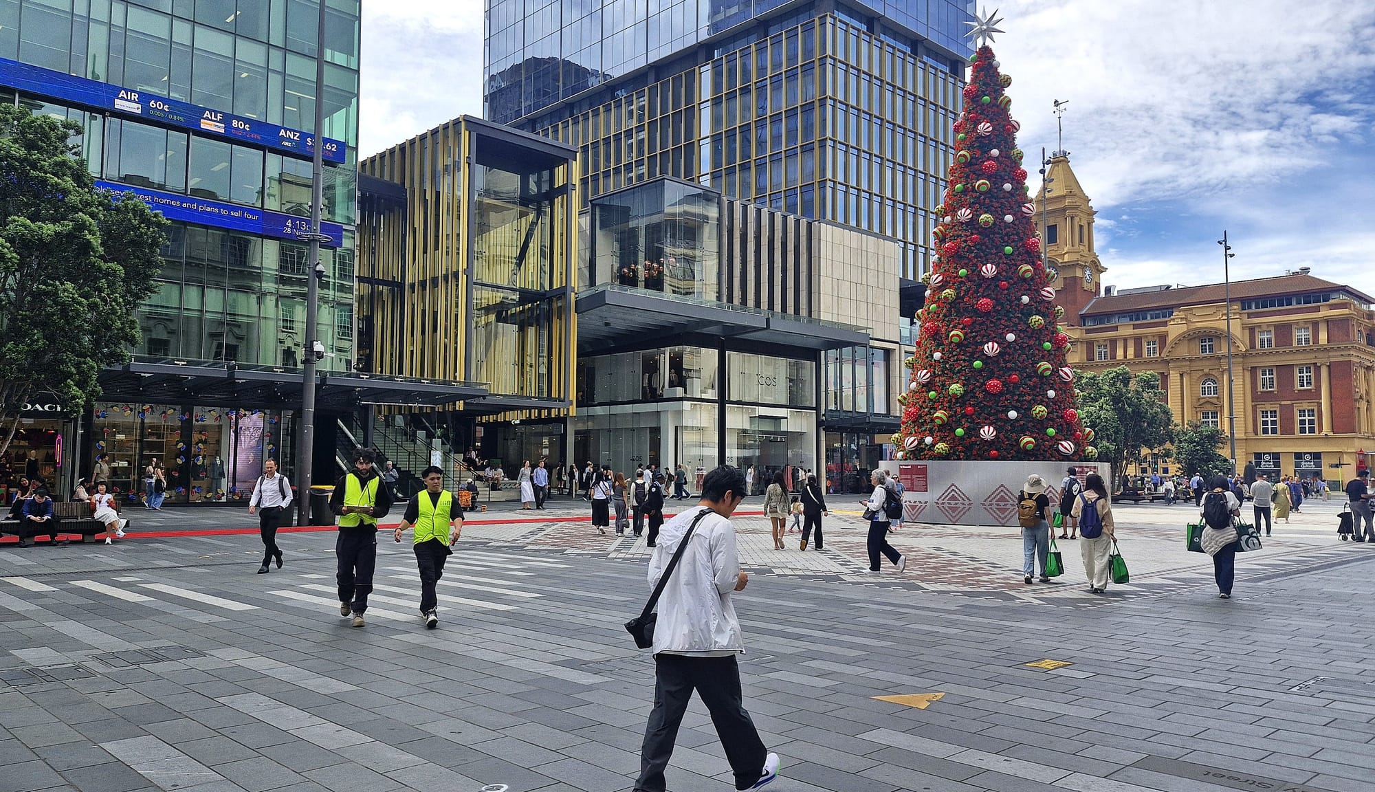 NZX50 falls 0.4% in November, snapping six months of gains