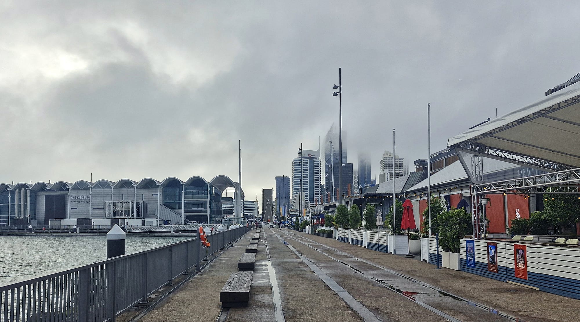 NZX50 dips, dodging worst of Asian slide; KMD falls