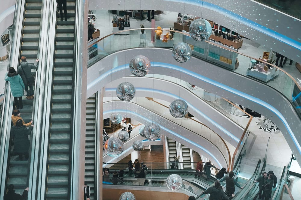 Markets groggy after Christmas holiday; retailers in focus post image