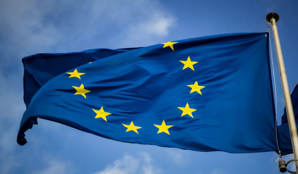 Europe cheers rate cuts as Wall Street ponders tech earnings post image
