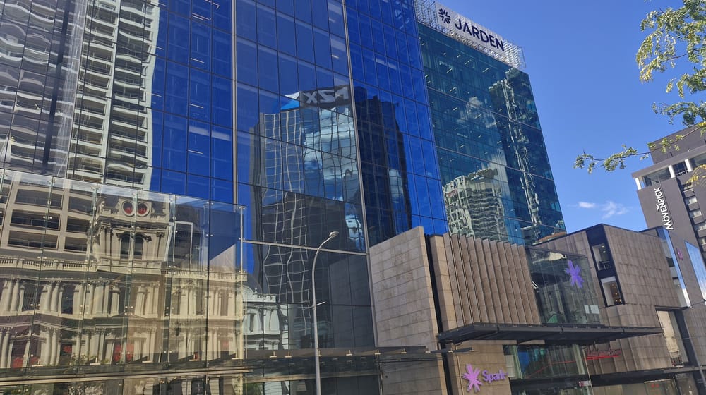 NZ shares snap decline as economy returns to growth post image