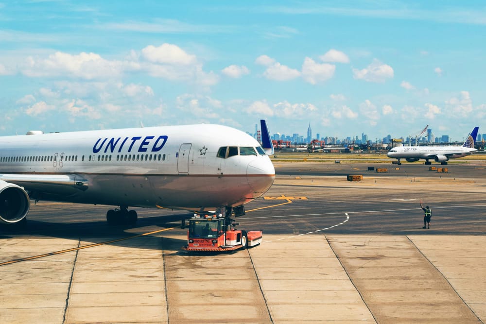 Wall St rallies as US inflation stokes rate cut bets; airlines soar post image