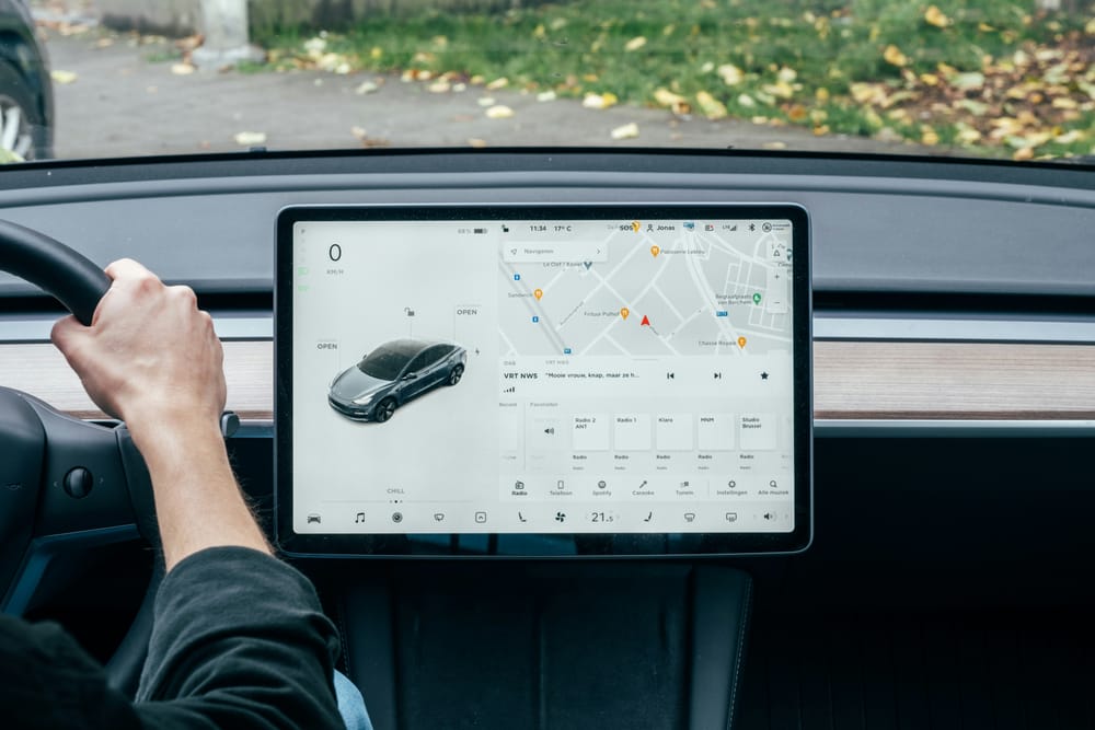 Musk’s very public break-up spooks some Kiwi Tesla investors post image