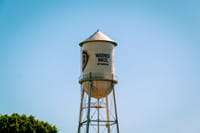 Ellisons’ Paramount circling Warners; Wall St rallies as Fed cut bets firm post image