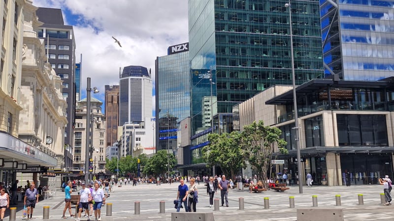 Kiwi nudges above 57 US cts as Bank of Japan hikes rates post image