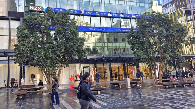 Solid results spur NZX50 to 4th straight gain; Vulcan snaps rally post image