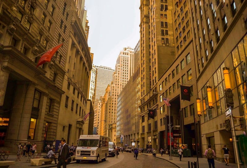 Wall St bounces back as Trump dials down China talk post image