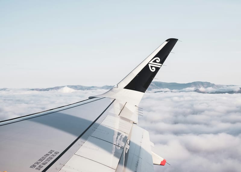 Air NZ tumbles as ForBarr questions hedging; NZX50 falls post image